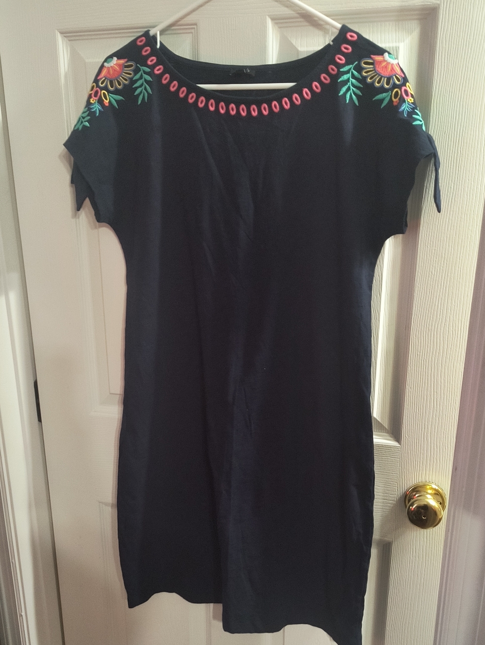Talbots Black Embroidered Short Sleeve Tunic Dress with Floral Detail, Like New